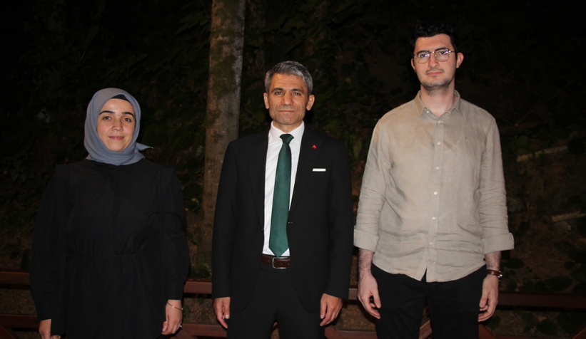 akyazi-adliyesinden-veda-yemegi-hakim-ve-icra-mudurune-plaketli-ugurlamaeetwtlnjk1