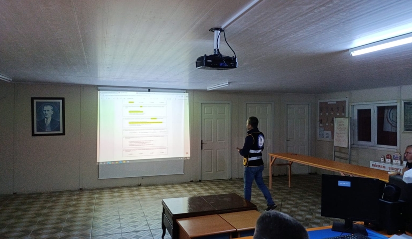 akyazi-afet-egitim-merkezinde-afet-haberlesme-egitimi-duzenlendivhcwowv5te