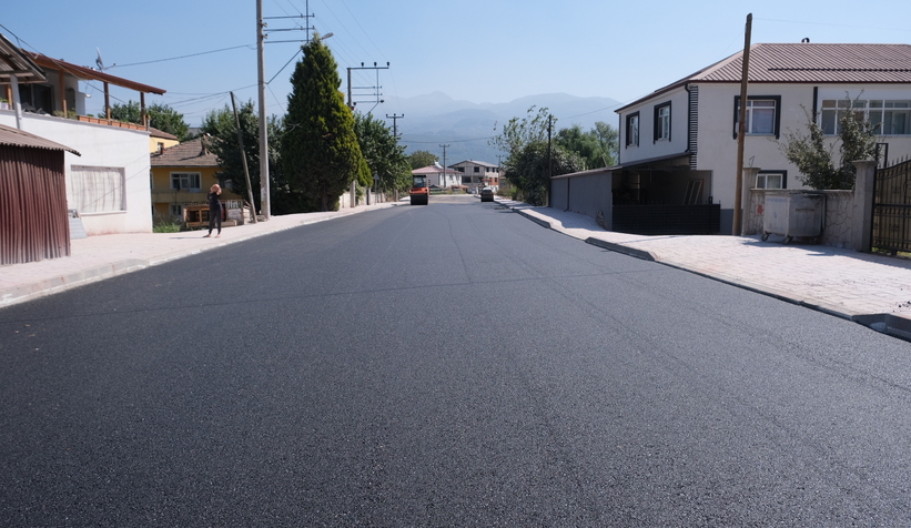 akyazi-ahmet-tarim-caddesinde-asfalt-sevincicvrbb1mwr0