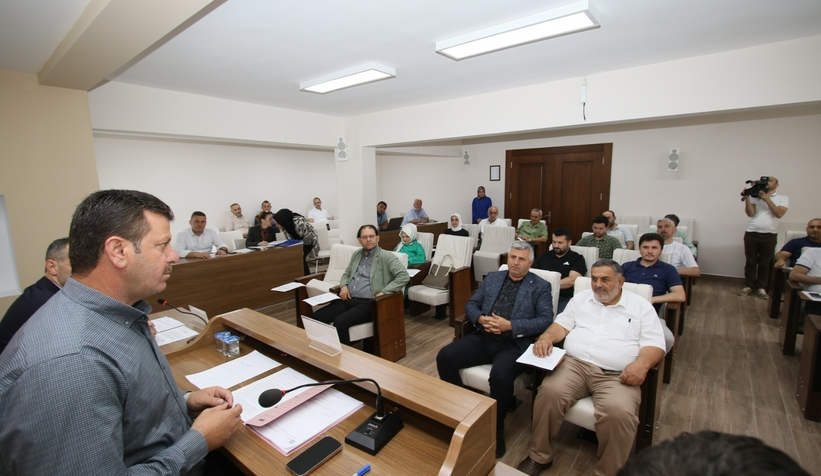 Akyazı Belediye Meclisi olağanüstü toplandı 