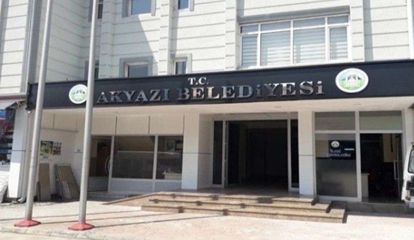 Akyazı Belediyesi 21 dükkanı kiraya veriyor