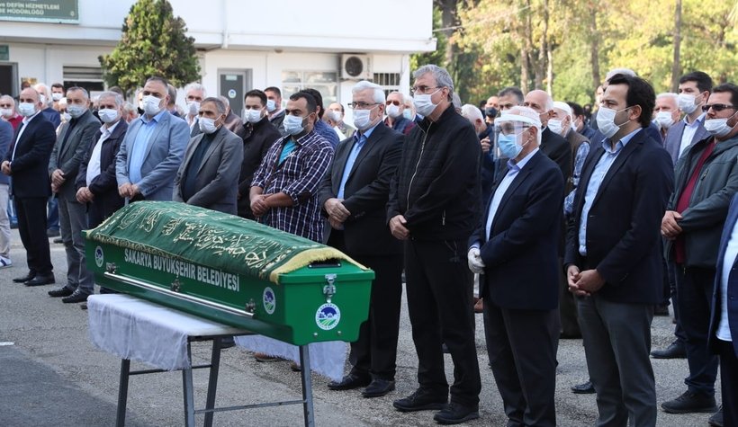 Akyazı Belediyesi eski Başkan Yardımcısı Sinan Çileli'nin baba acısı