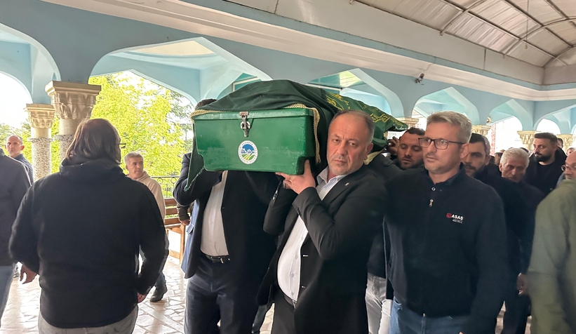 Akyazı Belediyesi Özel Kalem Müdürü Yasin Selim'in annesi defnedildi