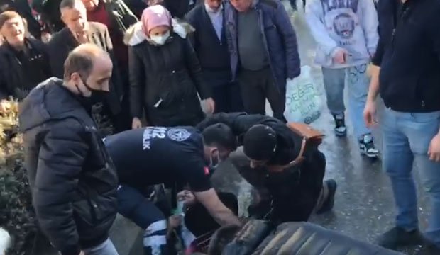 Akyazı çarşı içinde kaza: 1 yaralı