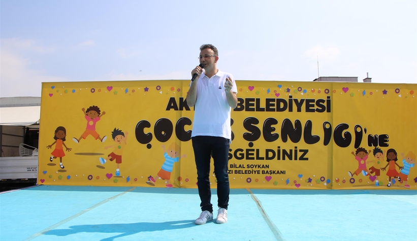 akyazi-cocuk-senliginde-cocuklar-doyasiya-eglenditlj4vezld1