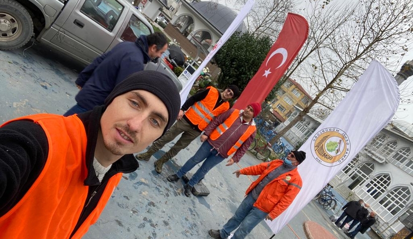 Akyazı'da 1200 fidan dağıtıldı