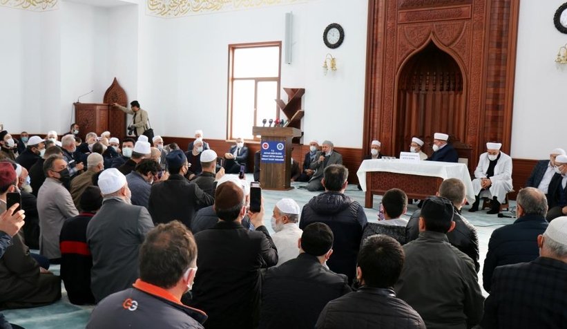 Akyazı'da 17 hafız için İcazet Programı düzenlendi