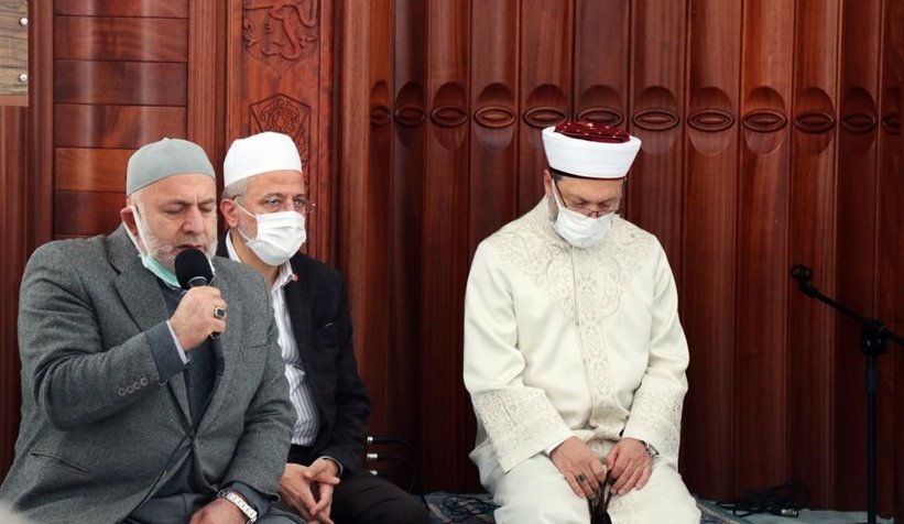 Akyazı'da 17 hafız için İcazet Programı düzenlendi