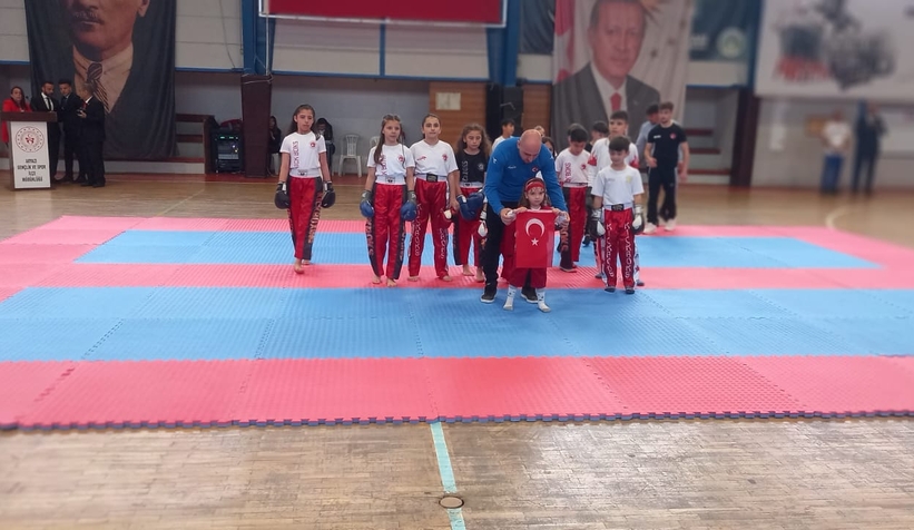 Akyazı'da 19 Mayıs Atatürk'ü Anma Gençlik ve Spor Bayramı kutlandı