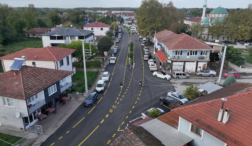 akyazi-da-3-mahallenin-yolu-yepyeni-bir-yuze-kavustuowflvgk5l3