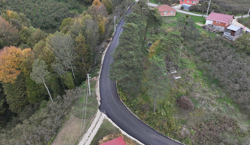 akyazi-da-3-mahallenin-yolu-yepyeni-bir-yuze-kavustuowflvgk5l3