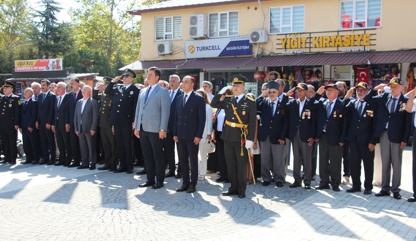 akyazi-da-30-agustos-zafer-bayrami-toren-ile-kutlandib2zaoxz0ou