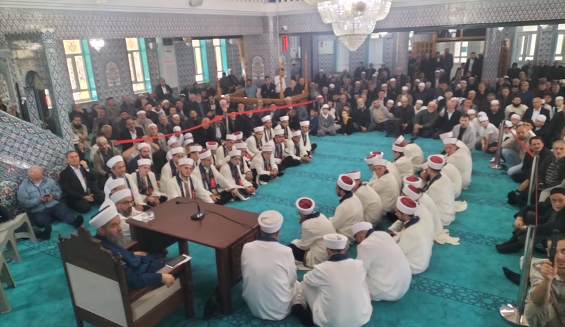 akyazi-da-33-genc-hafiz-icazet-belgelerini-aldiv2jjag9lk3