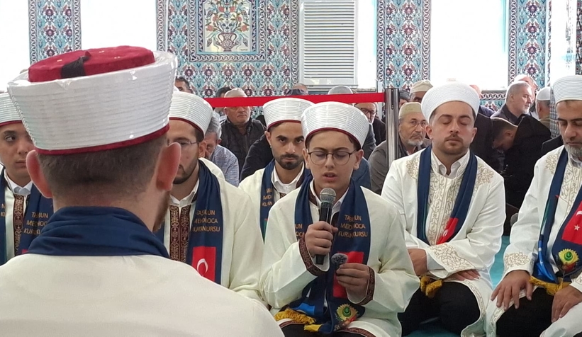 akyazi-da-33-genc-hafiz-icazet-belgelerini-aldiv2jjag9lk3