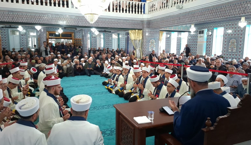 akyazi-da-33-genc-hafiz-icazet-belgelerini-aldiv2jjag9lk3