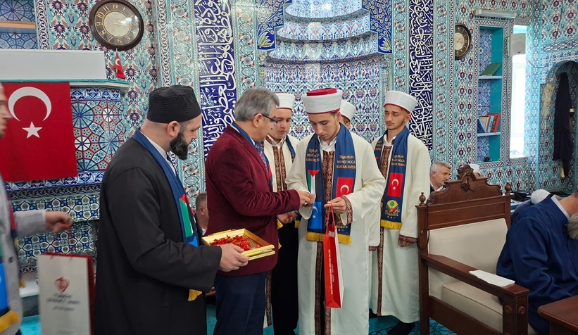 akyazi-da-33-genc-hafiz-icazet-belgelerini-aldiv2jjag9lk3