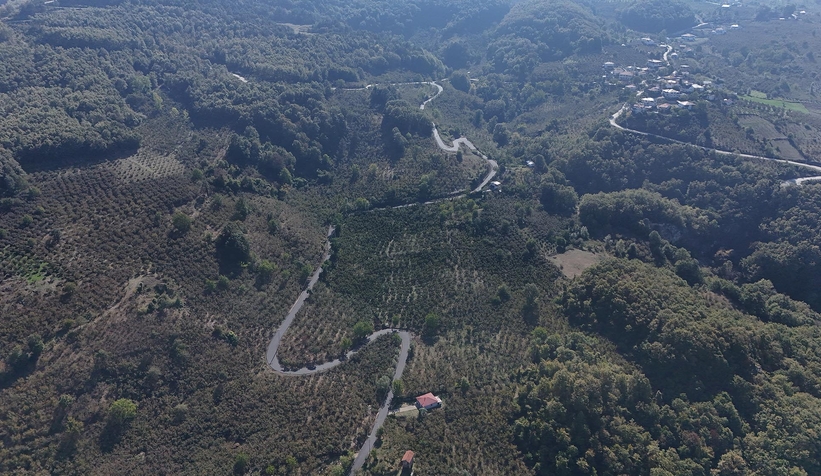akyazi-da-4-mahallenin-yolu-buyuksehir-ile-asfalta-kavustumwjlu200b1