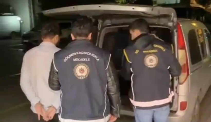 Akyazı'da 7 Afgan kaçak yakalandı