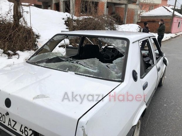 Akyazı'da aracının önünü kesip saldırdılar