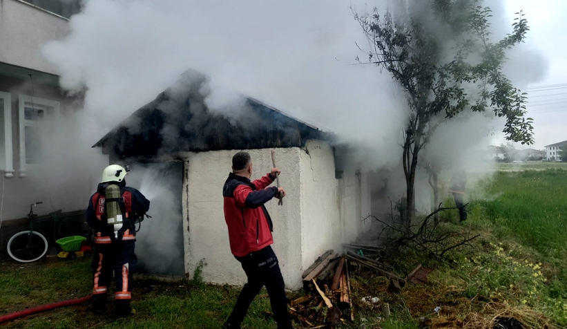 akyazi-da-bayram-sabahi-yangink3vmde0ysg