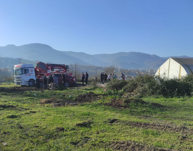 akyazi-da-baz-istasyonu-tepkisiwdv1suxad3