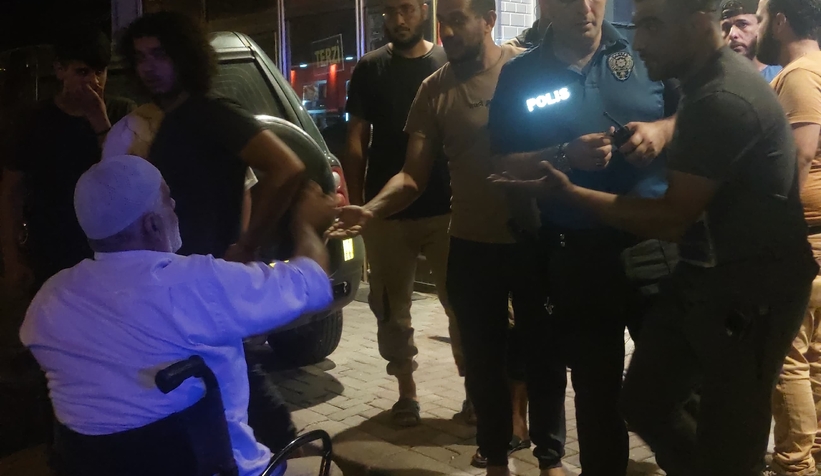 akyazi-da-bicakli-kavga-1-agir-yaralichrmaupzd1