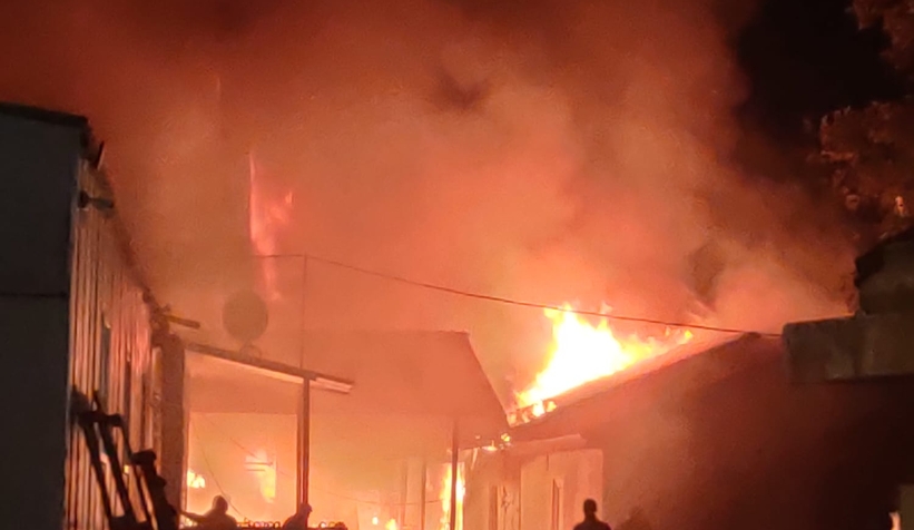 Akyazı'da büyük yangın