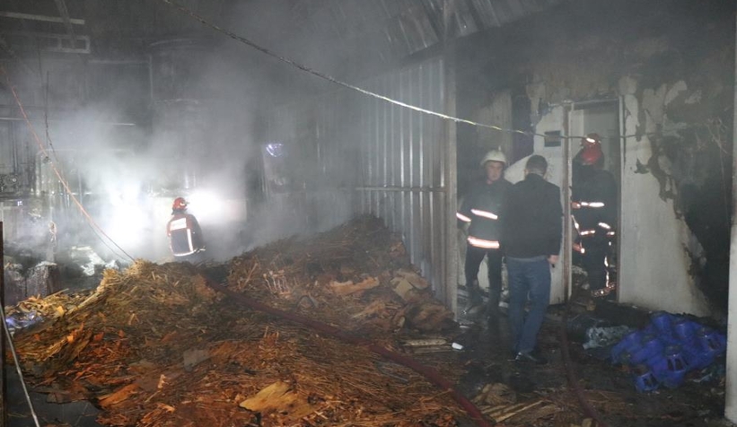 Akyazı'da büyük yangın