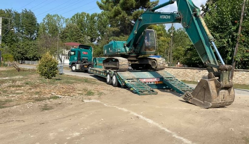 Akyazı'da dere yatakları ıslah ediliyor