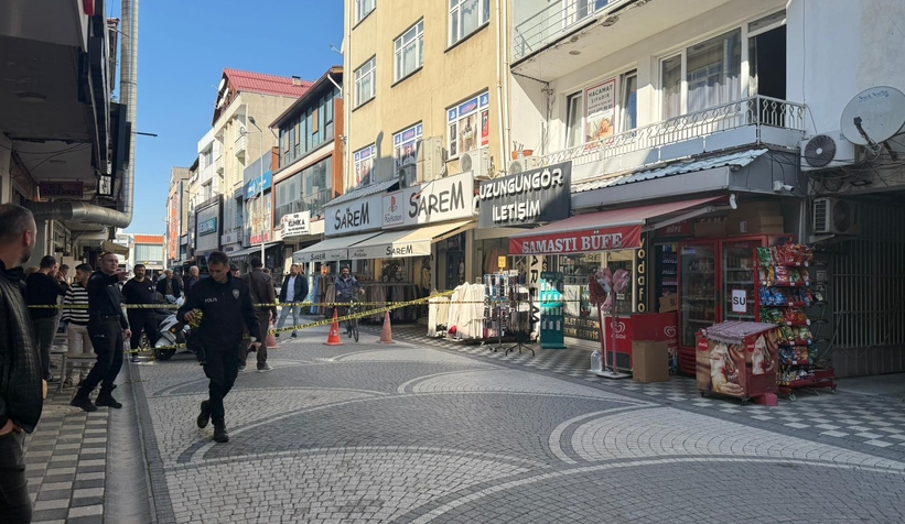 akyazi-da-duvarlarindan-sesler-gelen-bina-bosaltildil1nmsnjjvl