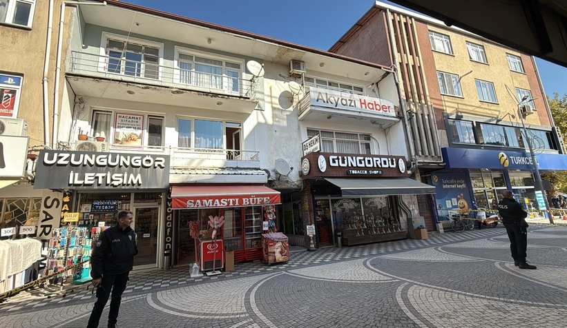 akyazi-da-duvarlarindan-sesler-gelen-bina-bosaltildil1nmsnjjvl