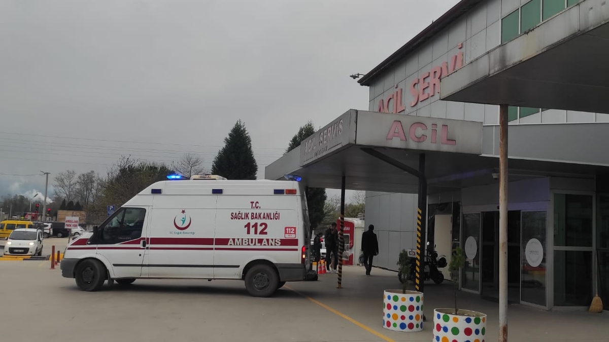 Akyazı'da Eski Ambulanslarla Can Kurtarma Mücadelesi