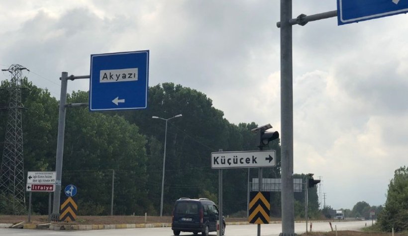 Akyazı'da esrarengiz kazı