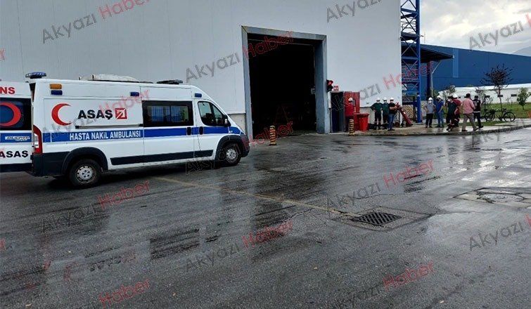 Akyazı'da fabrikada yangın paniği