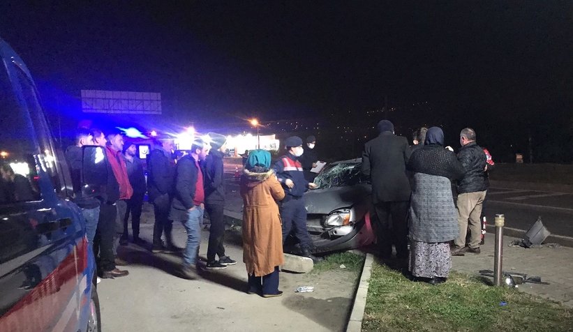 Akyazı'da feci kaza 5 yaralı