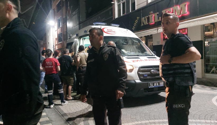 akyazi-da-gerilim-dolu-dakikalar-polis-ikna-edip-genci-kurtardir2hfqzuxcg