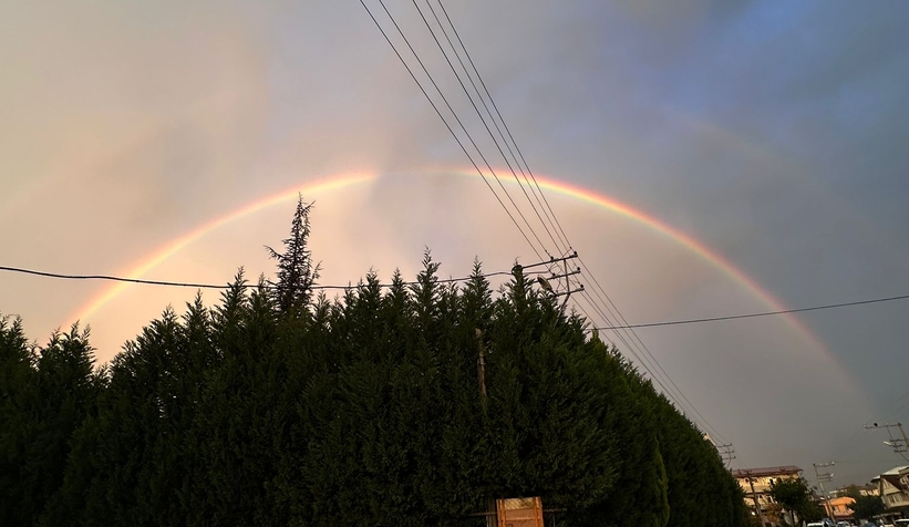Akyazı'da gökkuşağı sürprizi