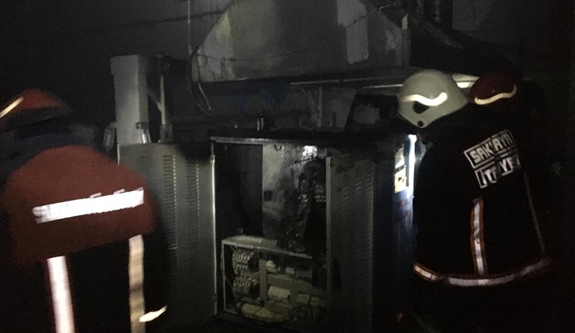 Akyazı'da halı fabrikasında yangın