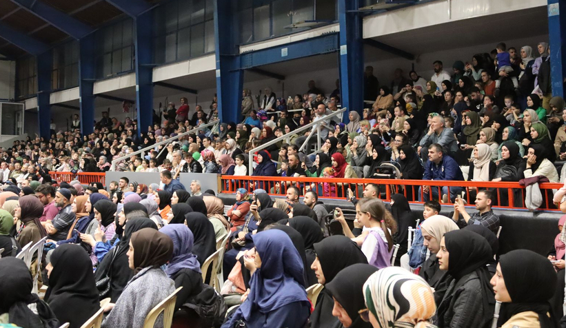 Akyazı'da Hayati İnanç'la Gençlik Buluşması