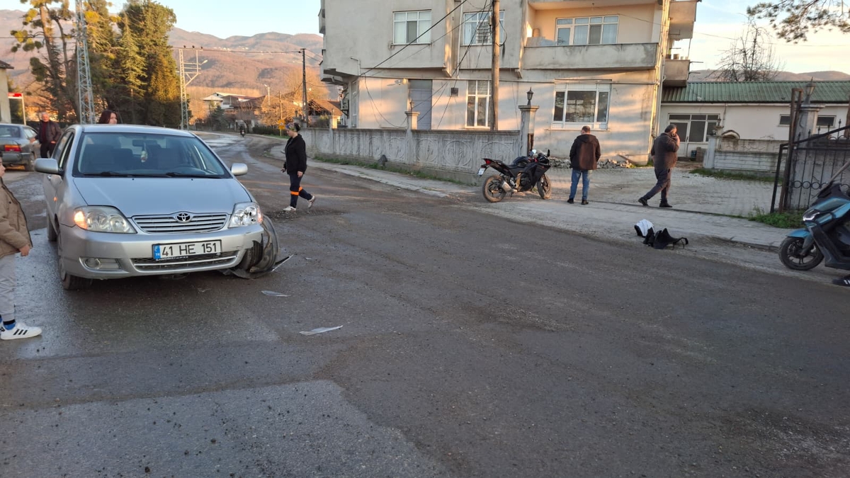 Akyazı'da iftar saati kaza: 1 yaralı