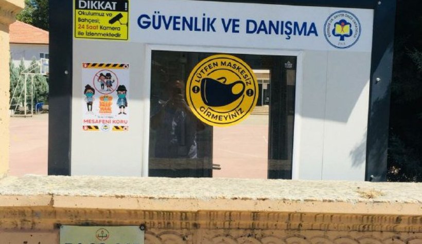 akyazi-da-iki-okul-okulum-temiz-belgesi-aldiuthmnk5kze