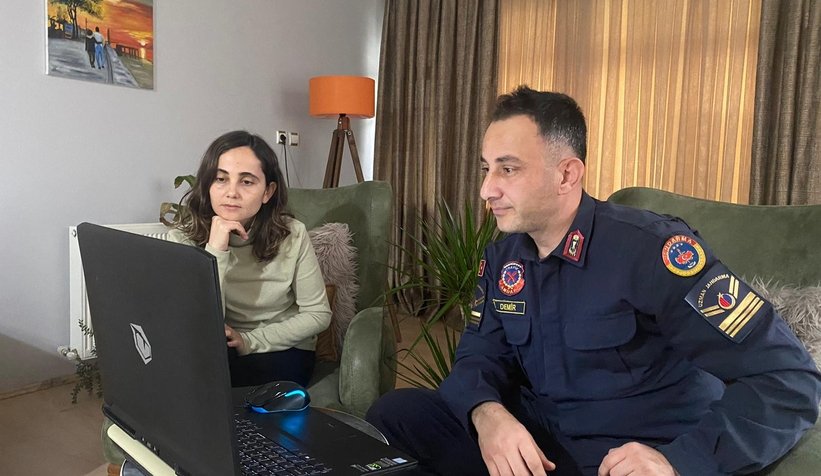 Akyazı'da ilkokul öğrencilerine jandarmadan trafik eğitimi