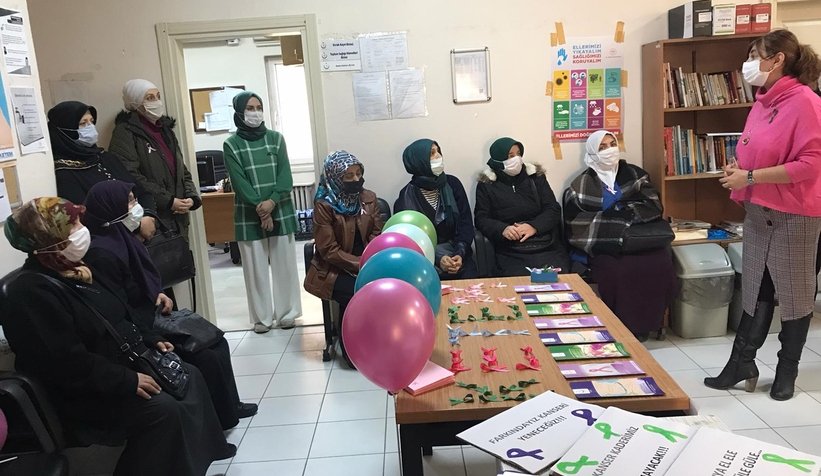 Akyazı'da kansere dikkat çektiler  