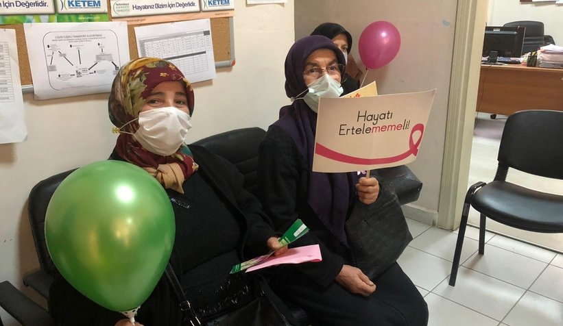 Akyazı'da kansere dikkat çektiler  