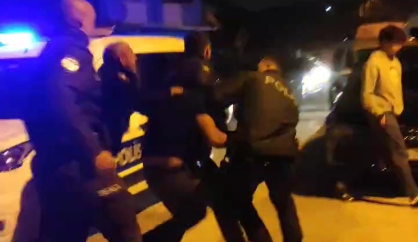akyazi-da-kavga-biri-bekci-3-yaralib3d3atjycv