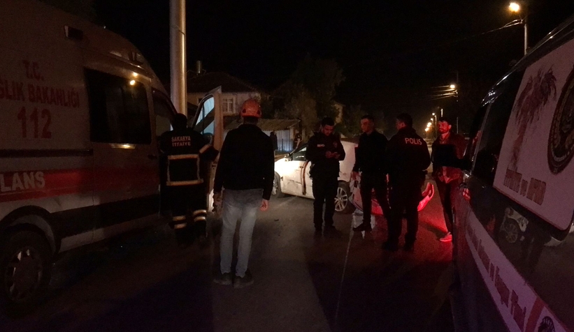 Akyazı'da kaza: 4 Yaralı