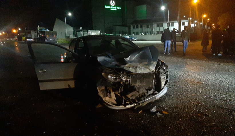 Akyazı'da kaza: 4 yaralı