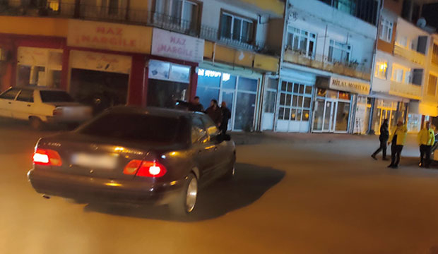 Akyazı'da kaza anı kamerada