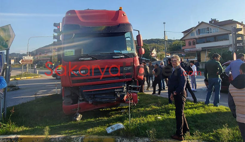 akyazi-da-kaza-iki-yaralik3h3rc80nk
