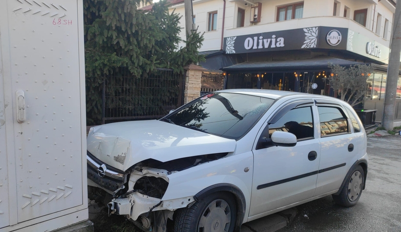 Akyazı'da kaza:1 Yaralı